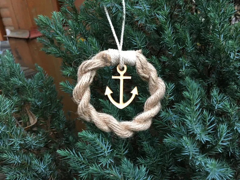 The 7cm and 10cm rope ornaments side by side for comparison